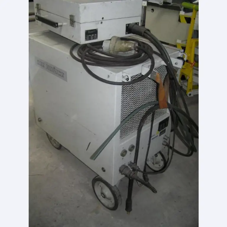 Prumyslových robotu-2